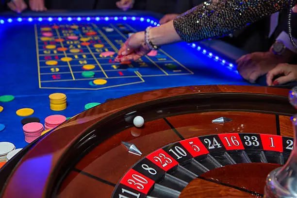 Người chơi Việt Nam trải nghiệm live casino baccarat trên điện thoại keo chinh